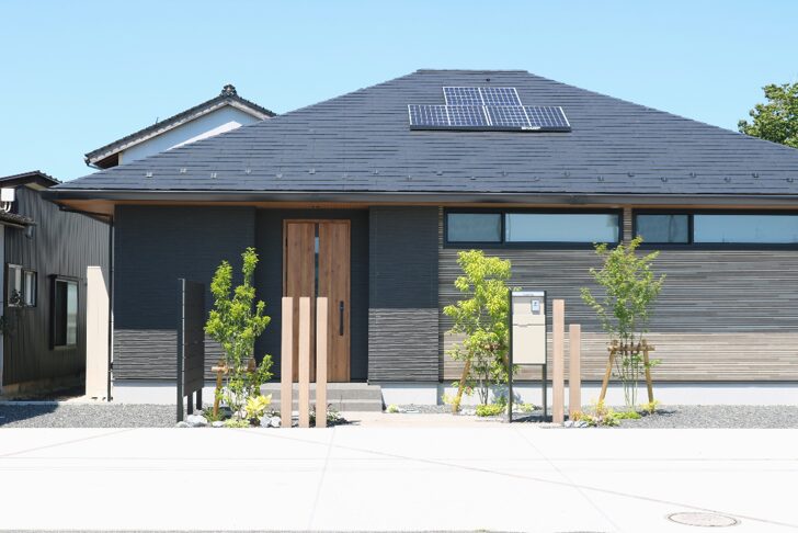 浜田市 外構施工 門まわりと玄関アプローチの外構事例