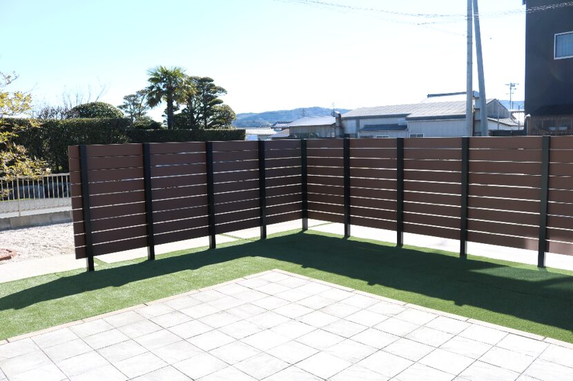 浜田市 外構リフォーム プライバシーを守る目隠しフェンス設置