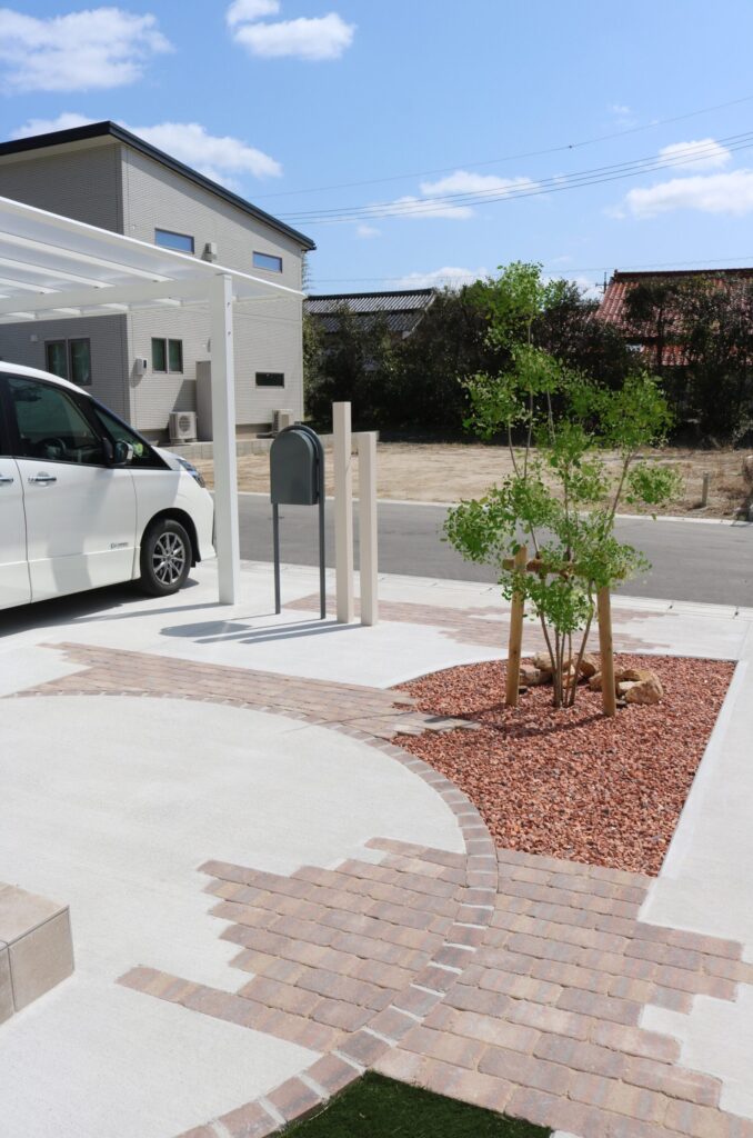 浜田市 外構リフォーム カーポートと玄関アプローチ施工