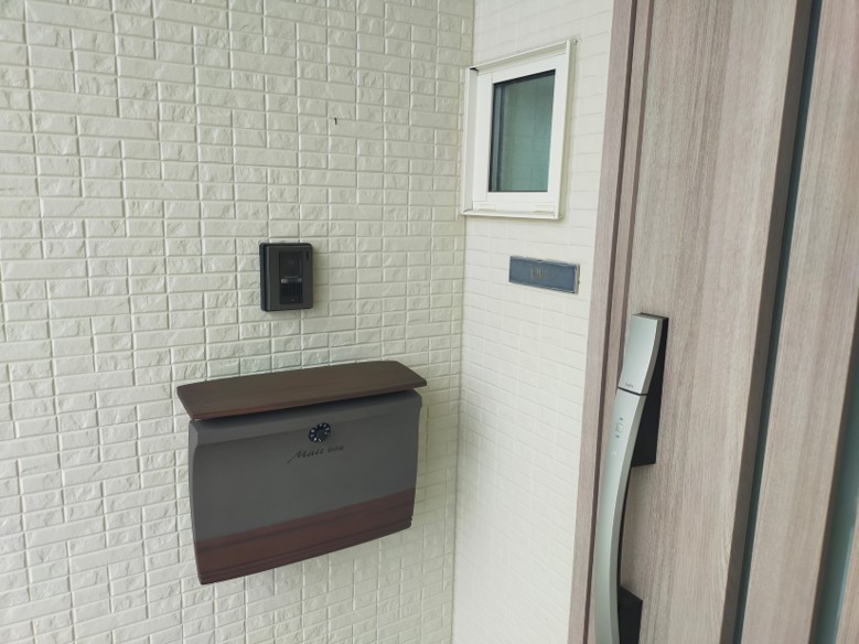 浜田市 外構リフォーム 門まわりのポストとインターホン設置例