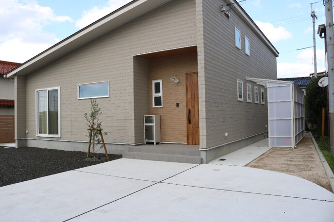 浜田市 駐車場拡張工事 外構施工事例