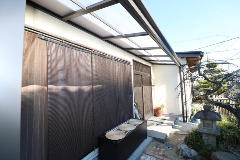 浜田市 外構工事 軒を延長して雨の日も快適に使える屋外空間
